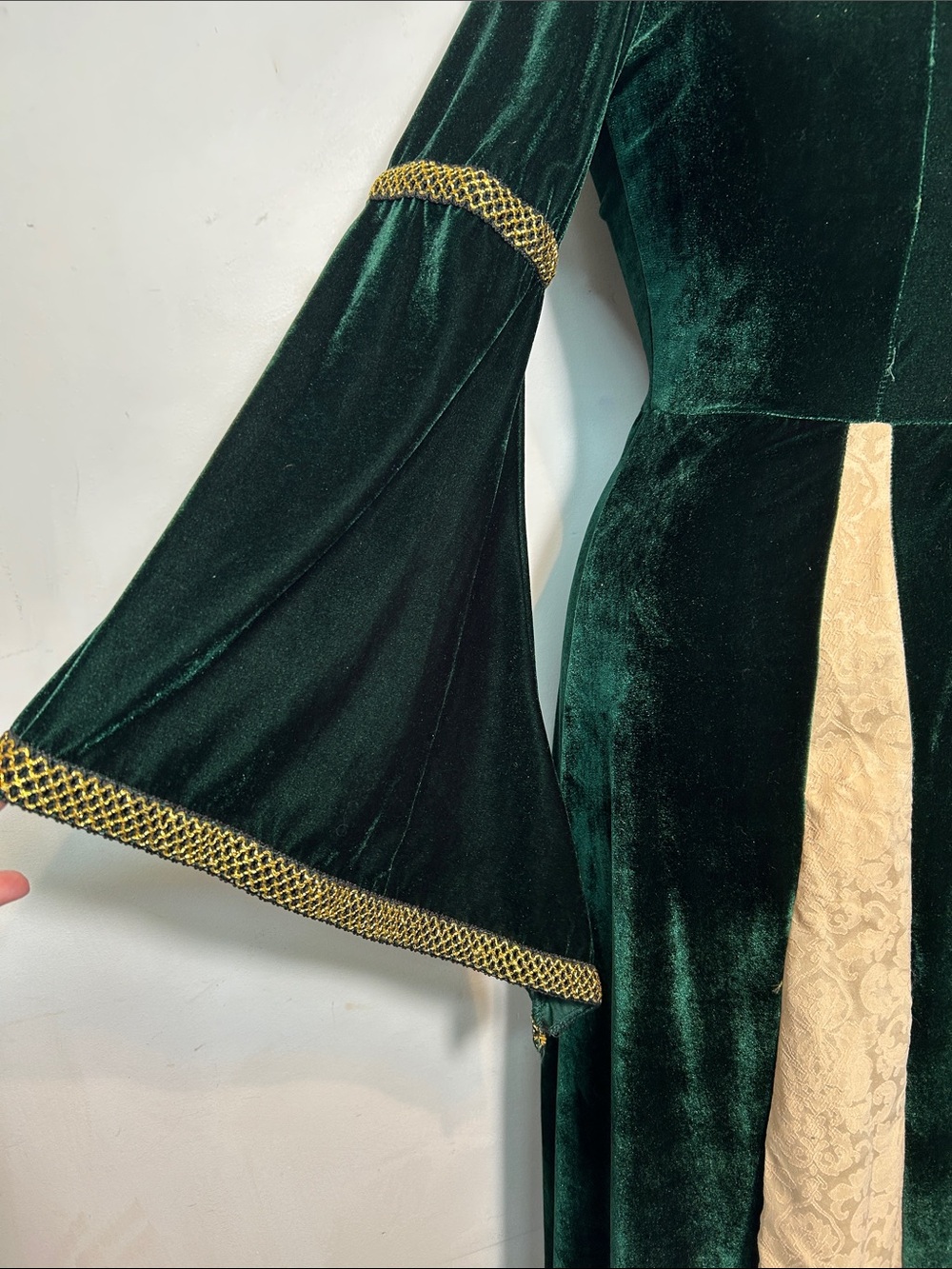Vintage Green Velvet Renaissance Medieval Bell Sleeve Maxi Dress - Picture 6 of 13
